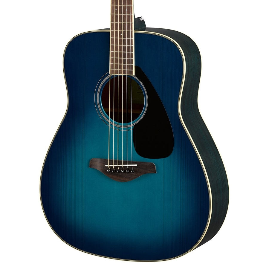Yamaha FG820 Dreadnought Acoustic Guitar in Sunset Blue Finish
