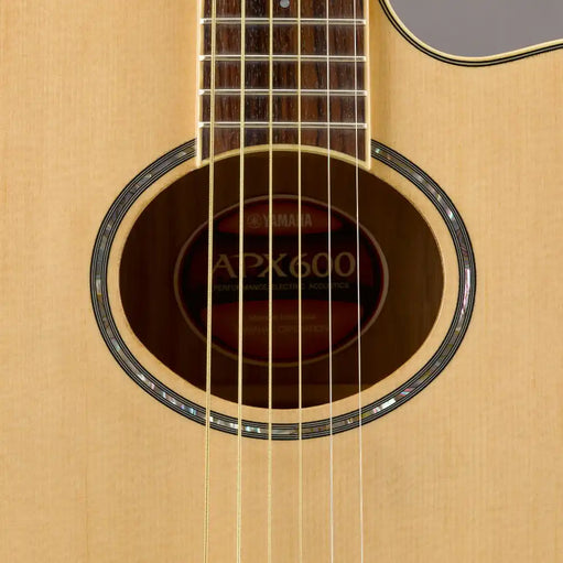 Yamaha APX600 Natural Acoustic Guitar