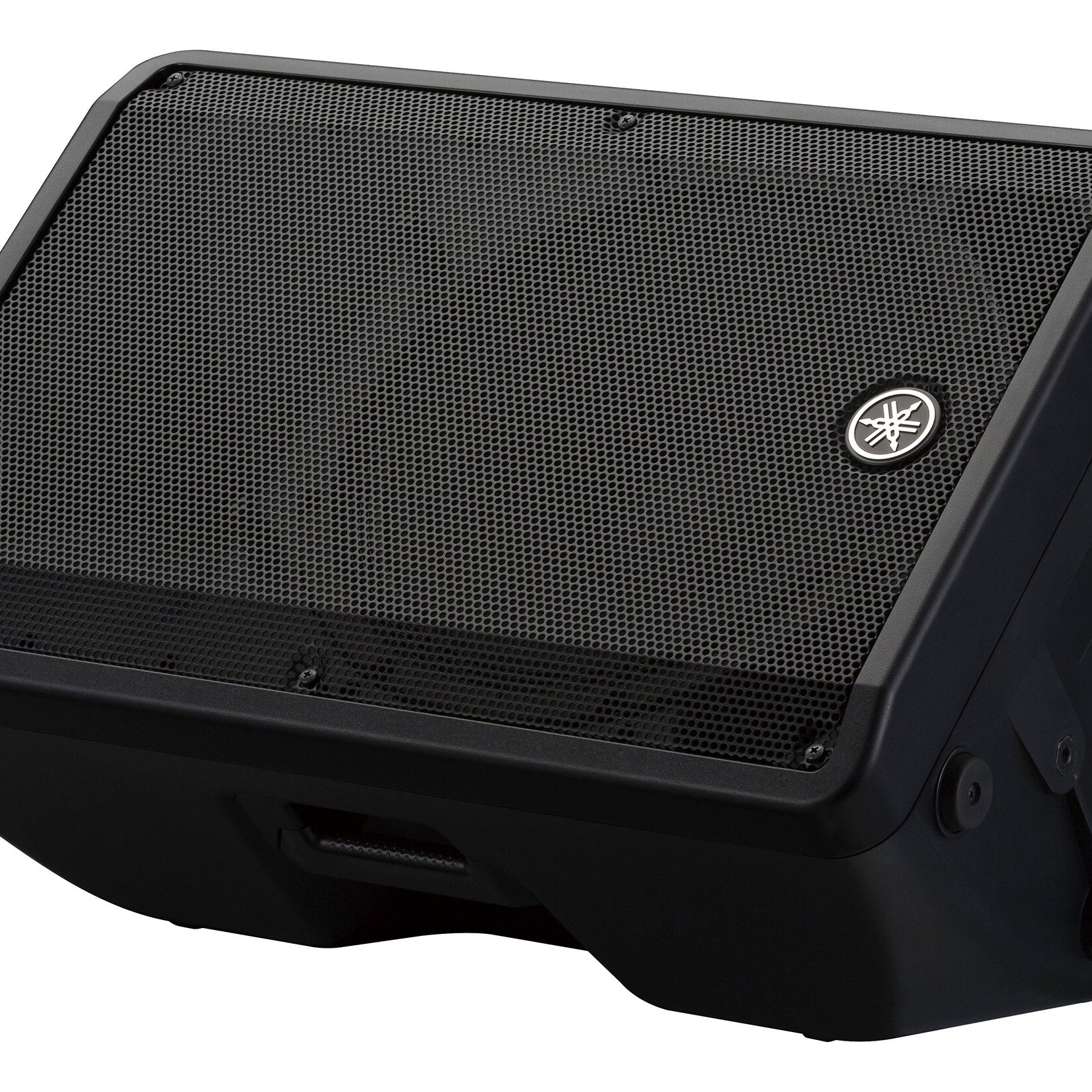 Yamaha DBR15 – Professional 15-Inch Powered Loudspeaker